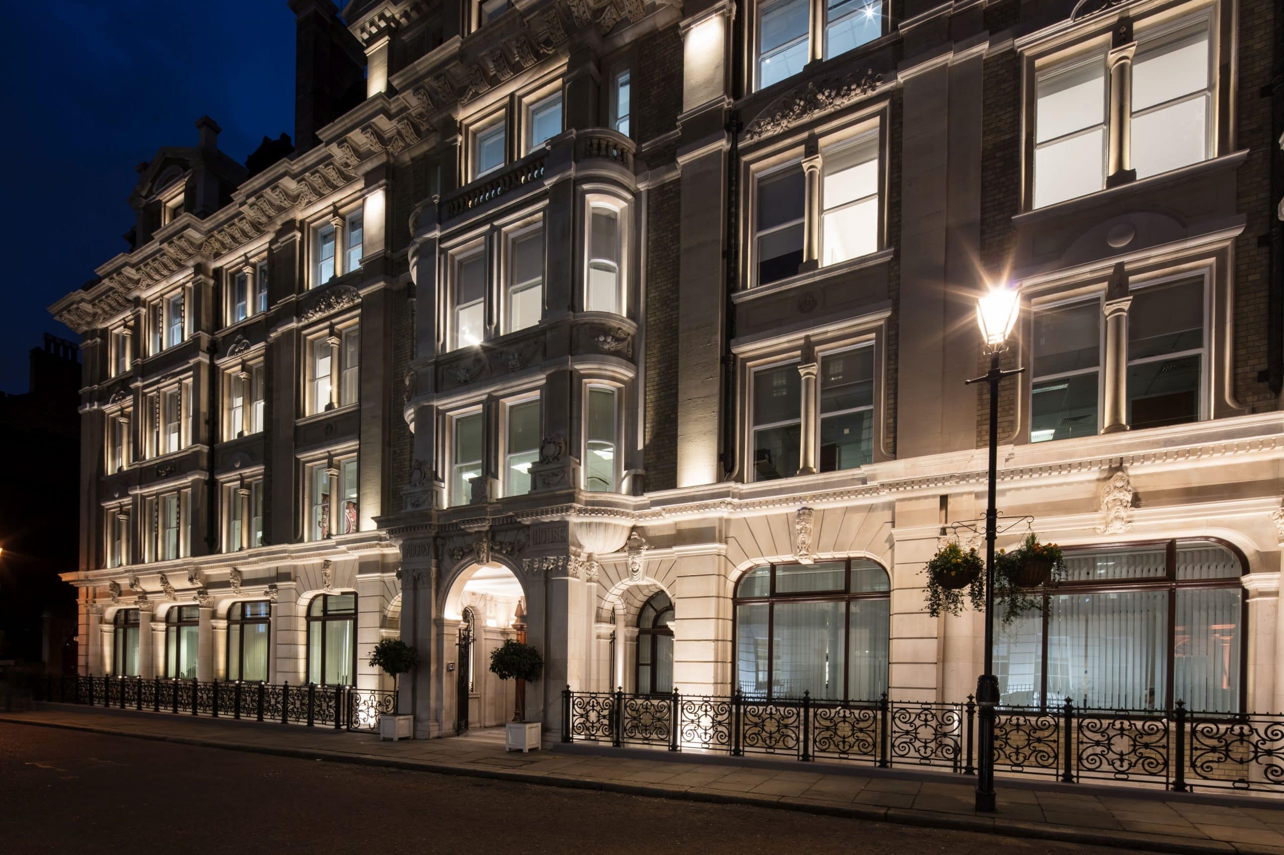 Audrey House London — Londres, Reino Unido: iluminación, vista 4 de 10, de Lichtvision
