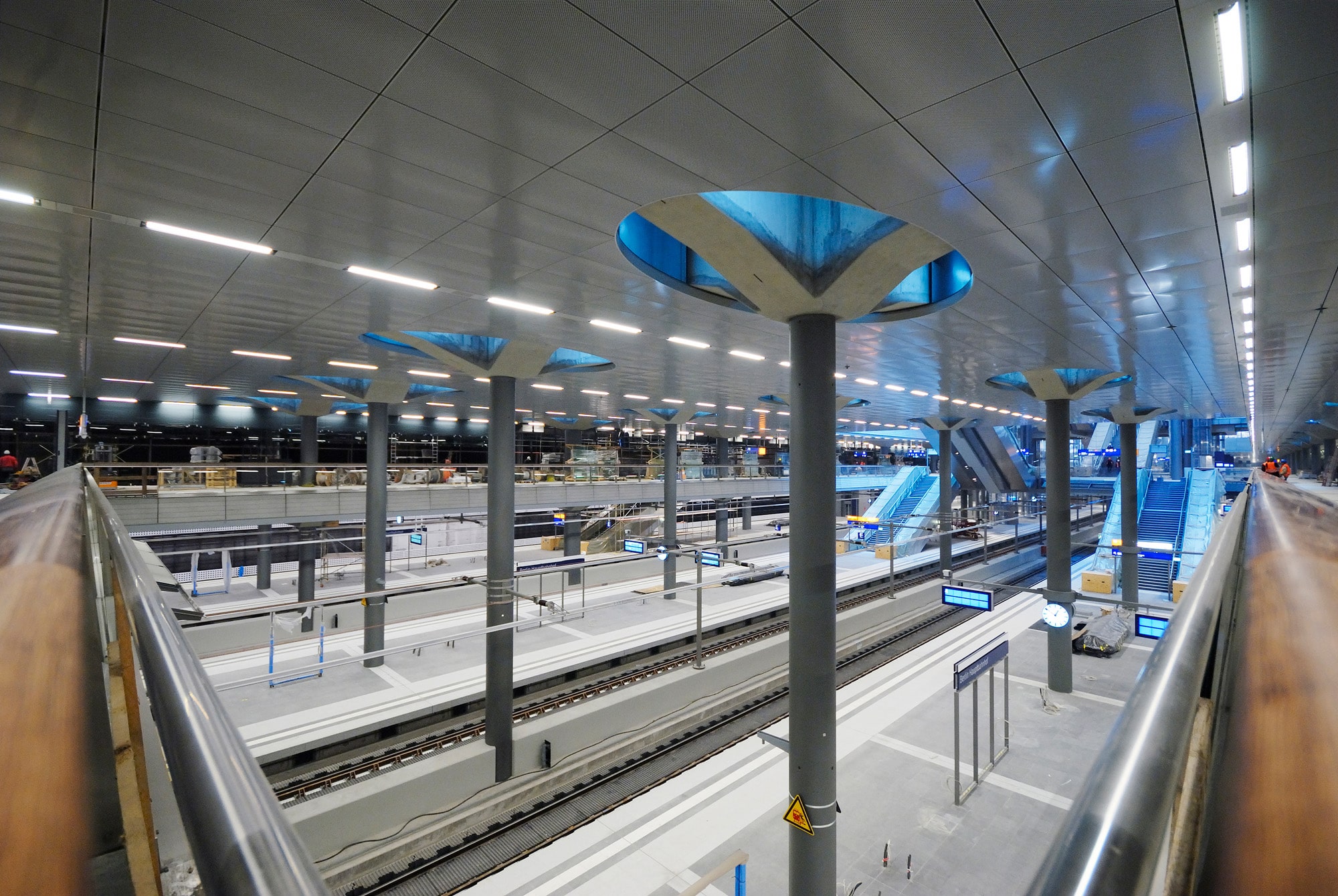 Berlin Central Station — Berlin, Deutschland: Lichtplanung, Ansicht 3 von 5, von Lichtvision