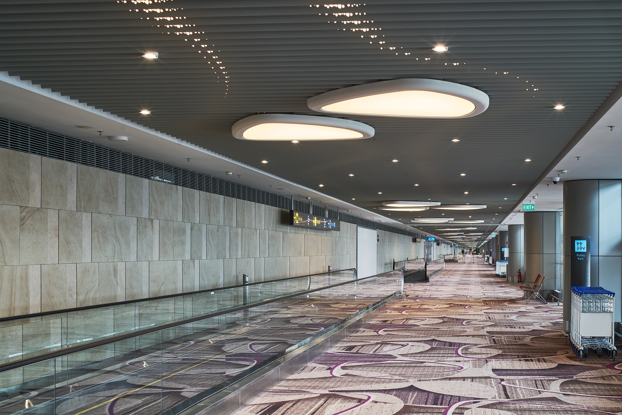 Terminal 4 Changi Airport — Singapur: iluminación, vista 7 de 8, de Lichtvision