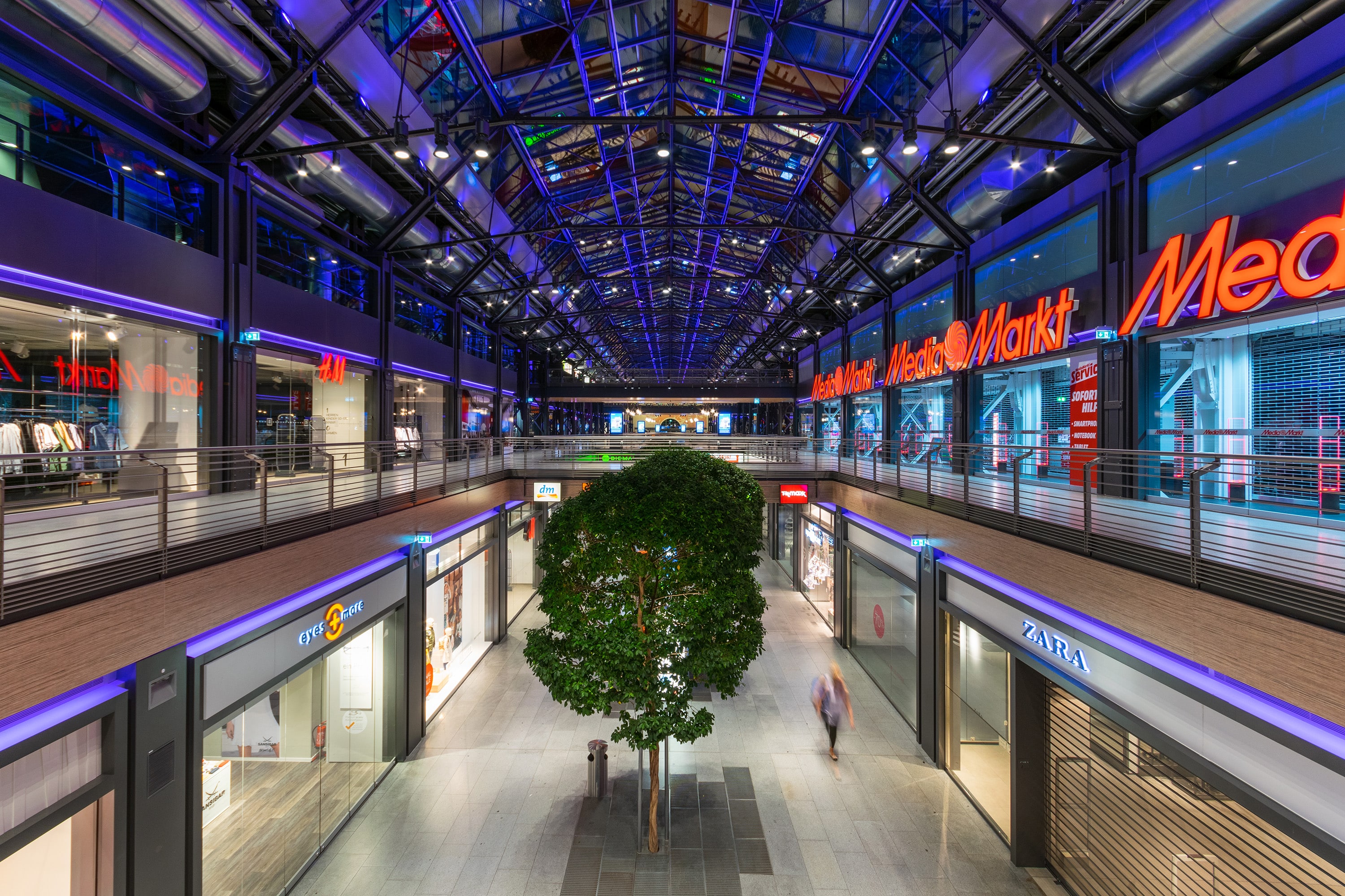 Hallen am Borsigturm — Berlín, Alemania: iluminación, vista 7 de 7, de Lichtvision