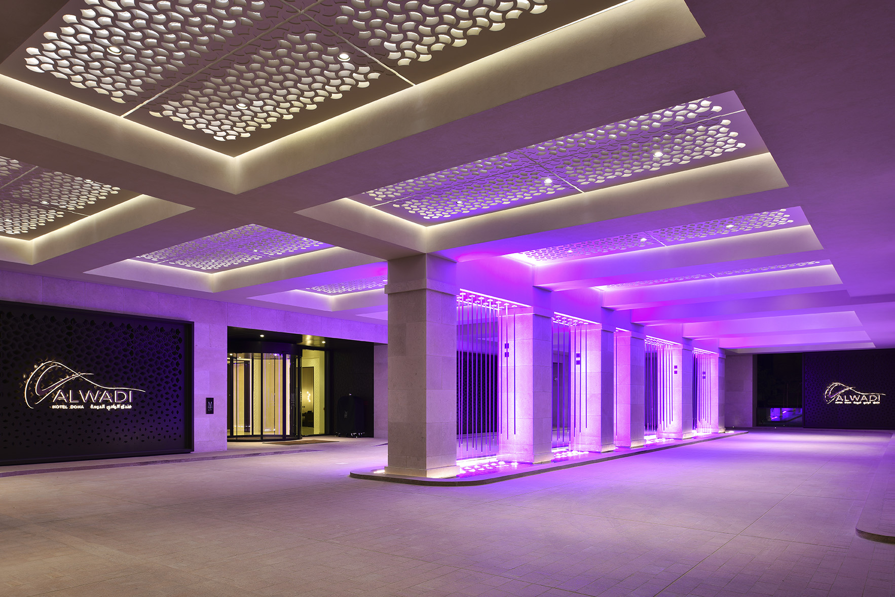 Alwadi Hotel Doha — Doha, Katar: architektonische Lichtplanung von Lichtvision