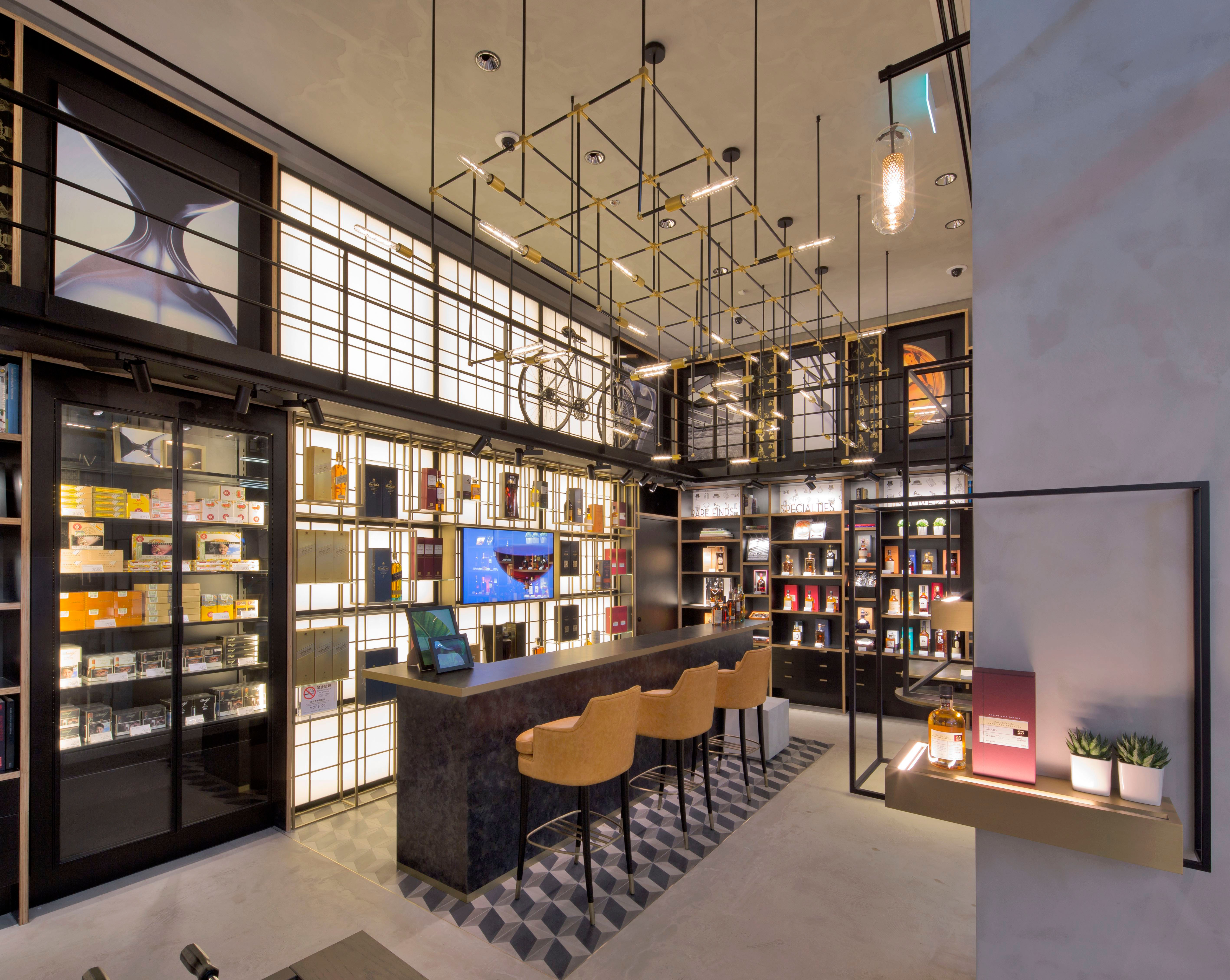 Dfs T-Galleria Timepieces & Whiskies — Hongkong, China: Lichtplanung, Ansicht 9 von 11, von Lichtvision