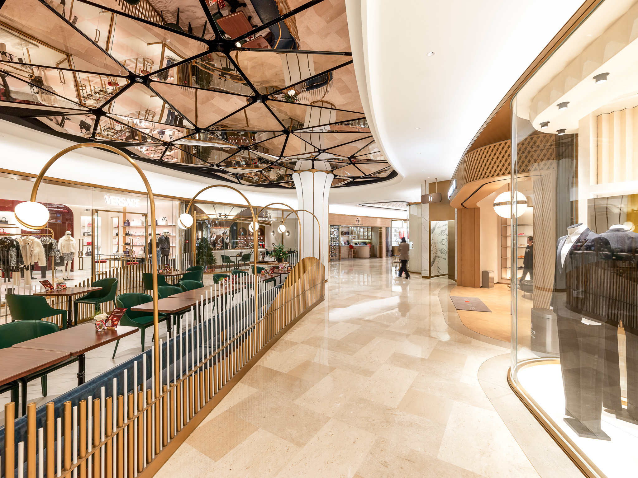 Plaza 66 Retail development in Shanghai — Shanghái, China: iluminación, vista 5 de 5, de Lichtvision