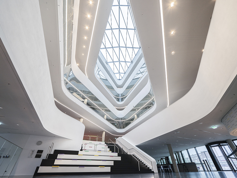 Covestro Headquarters — Leverkusen, Deutschland: architektonische Lichtplanung von Lichtvision (Architektur von HENN)