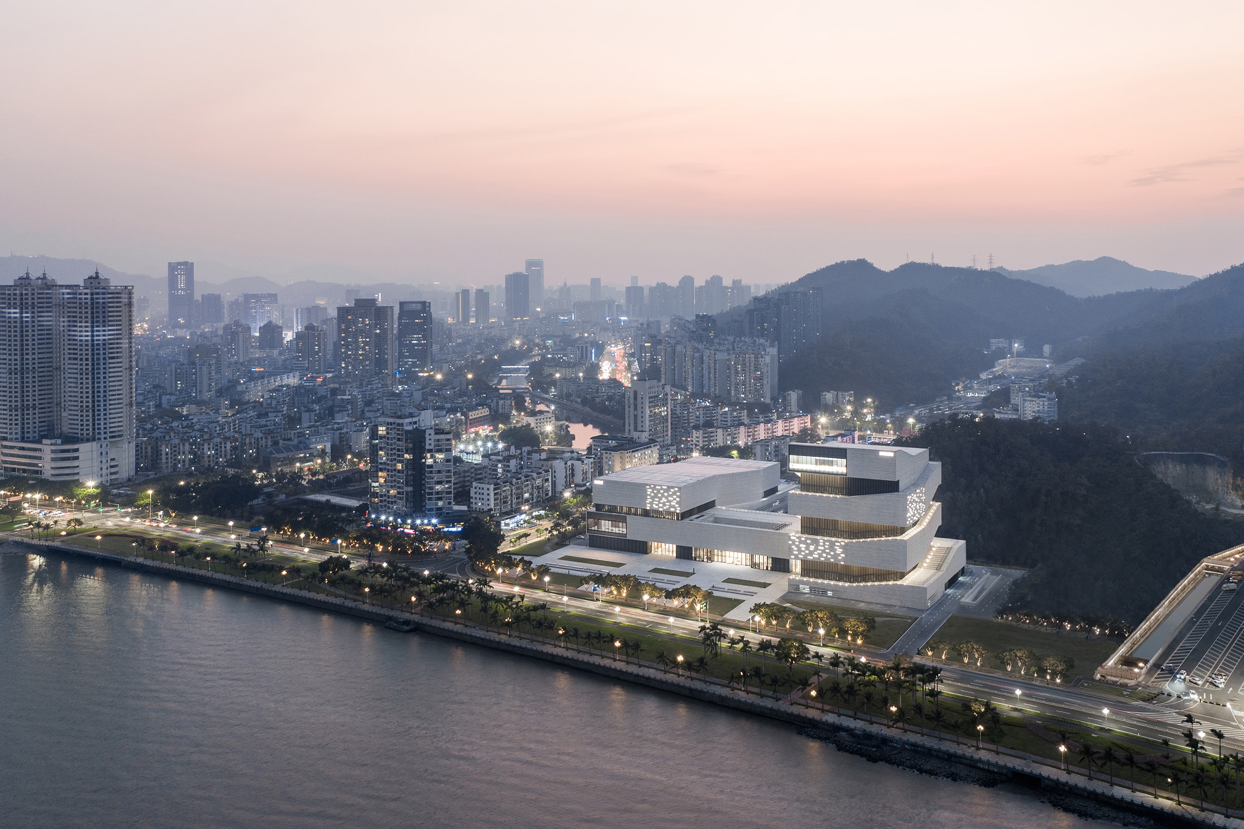 Zhuhai City Museum — Zhuhai, China: Lichtplanung, Ansicht 3 von 6, von Lichtvision