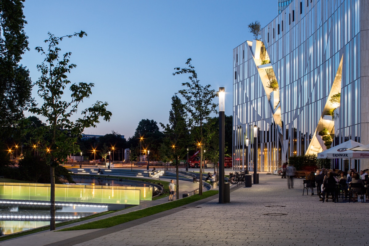 Köbogen — Düsseldorf, Germany: koebogen