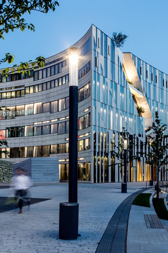 Köbogen — Düsseldorf, Germany: koebogen