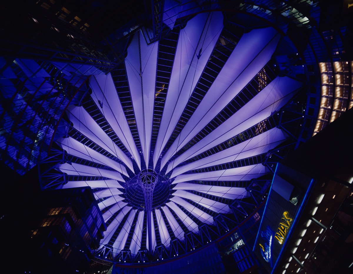 Sony Center Forum Roof — Berlín, Alemania: iluminación, vista 3 de 3, de Lichtvision