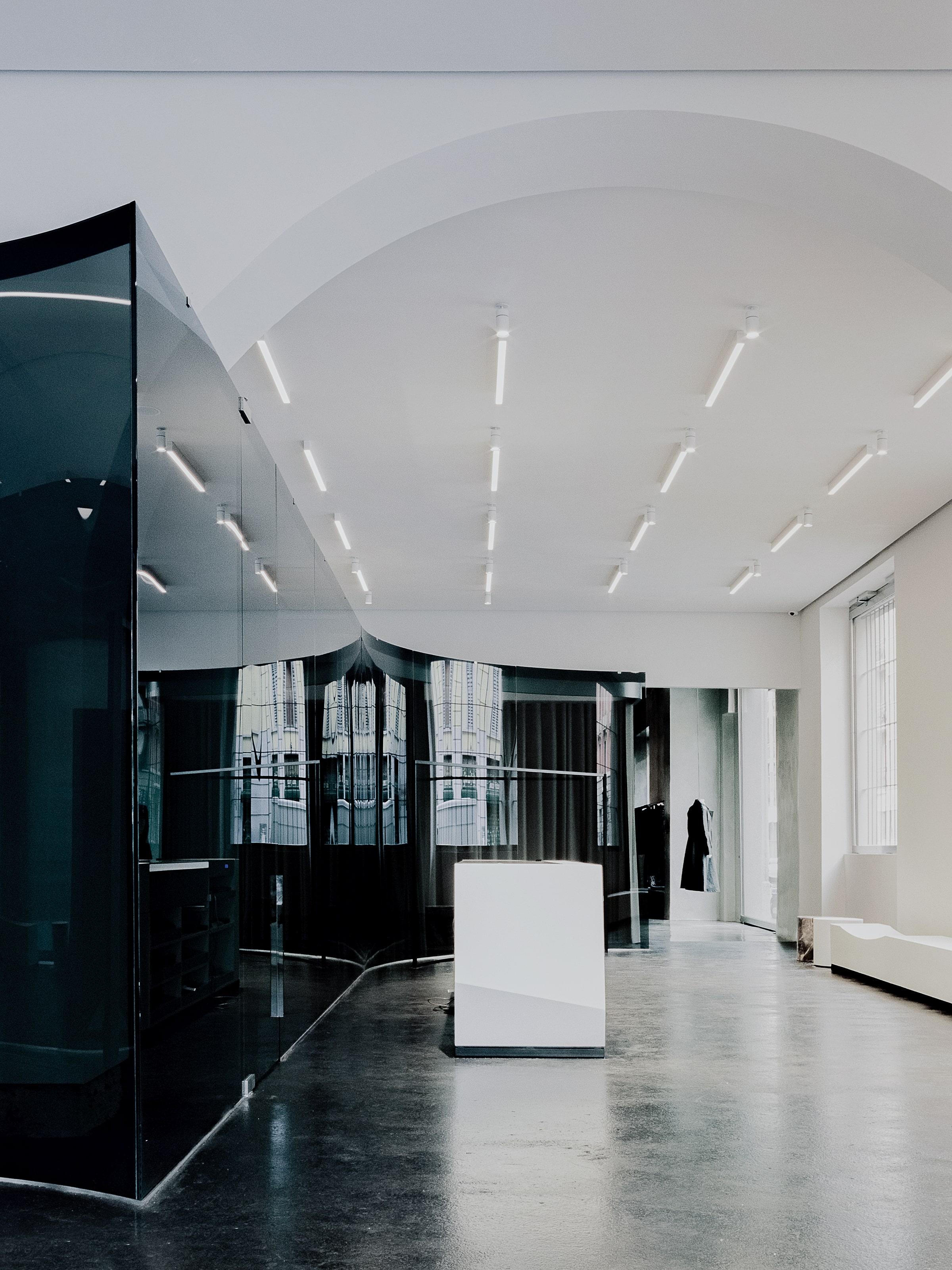 Antonioli Store — Milan, Italy: lighting design view 2 of 3, by Lichtvision