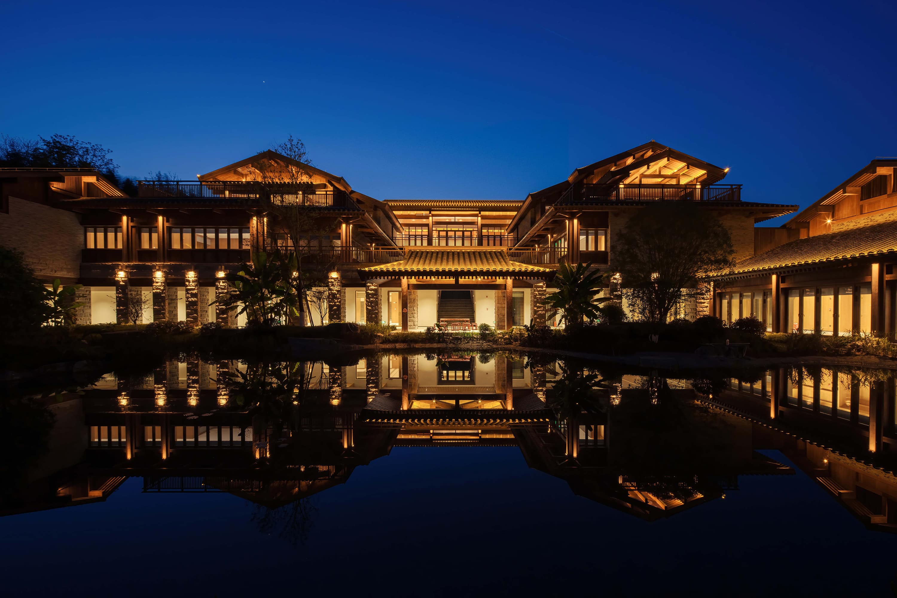 Guanyang Island Event Center — Chongqing, China: iluminación, vista 6 de 8, de Lichtvision