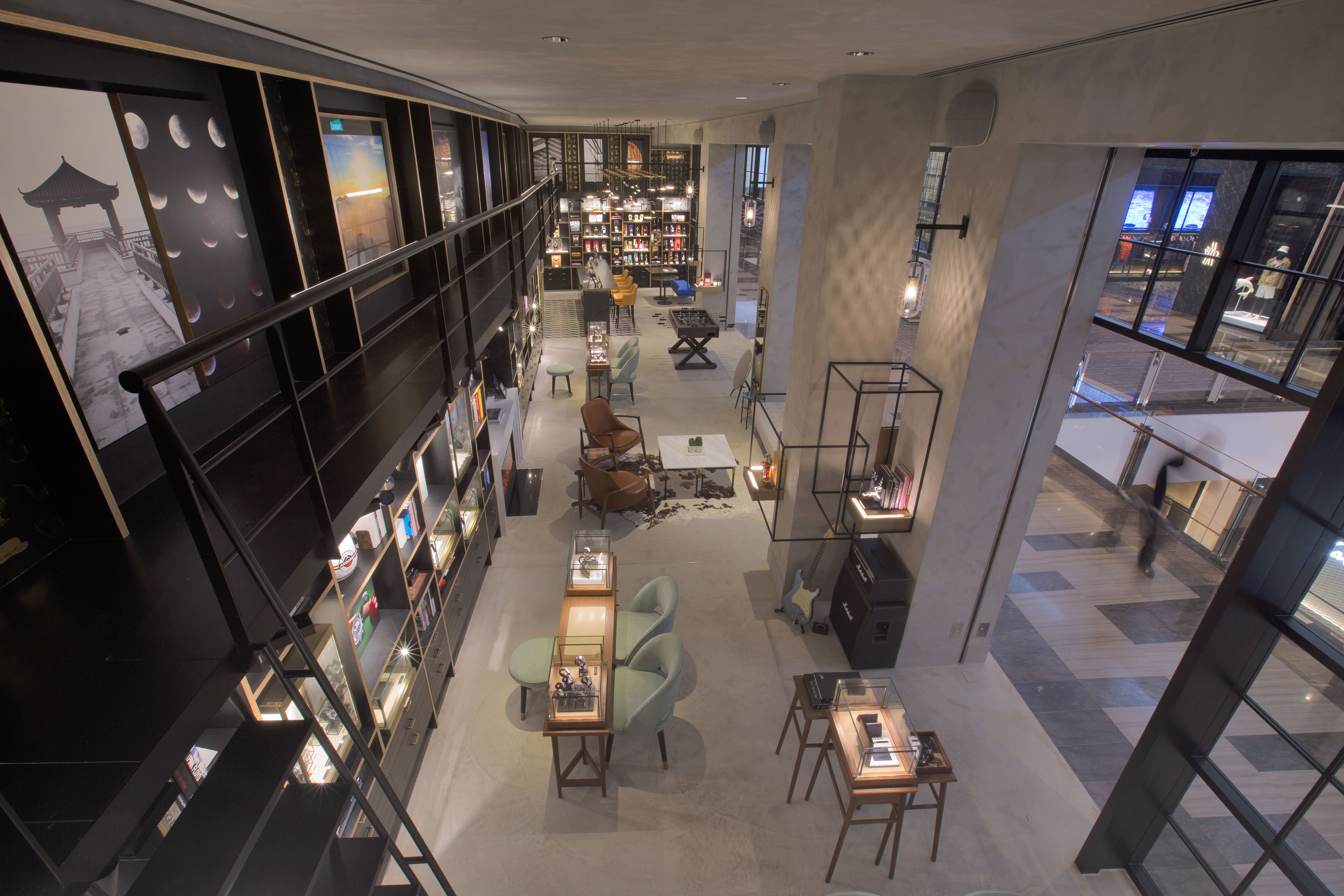 Dfs T-Galleria Timepieces & Whiskies — Hongkong, China: Lichtplanung, Ansicht 7 von 11, von Lichtvision