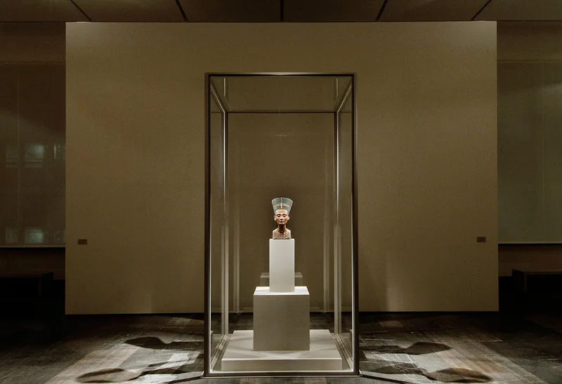 Egyptian Collection Altes Museum — Berlin, Germany: lighting design view 1 of 2, by Lichtvision