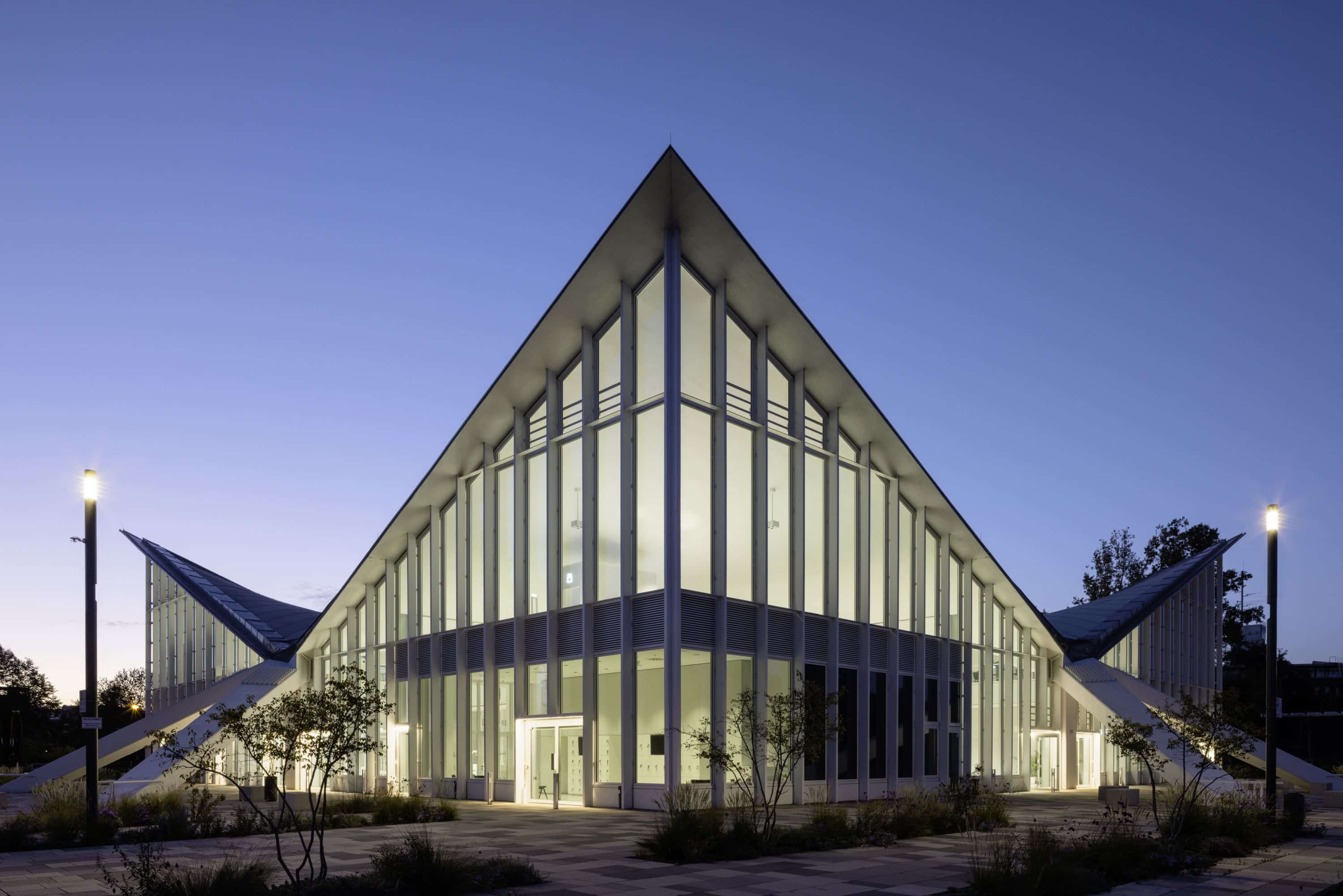 Hyparschale Magdeburg — Magdeburg, Germany: lighting design view 2 of 7, by Lichtvision