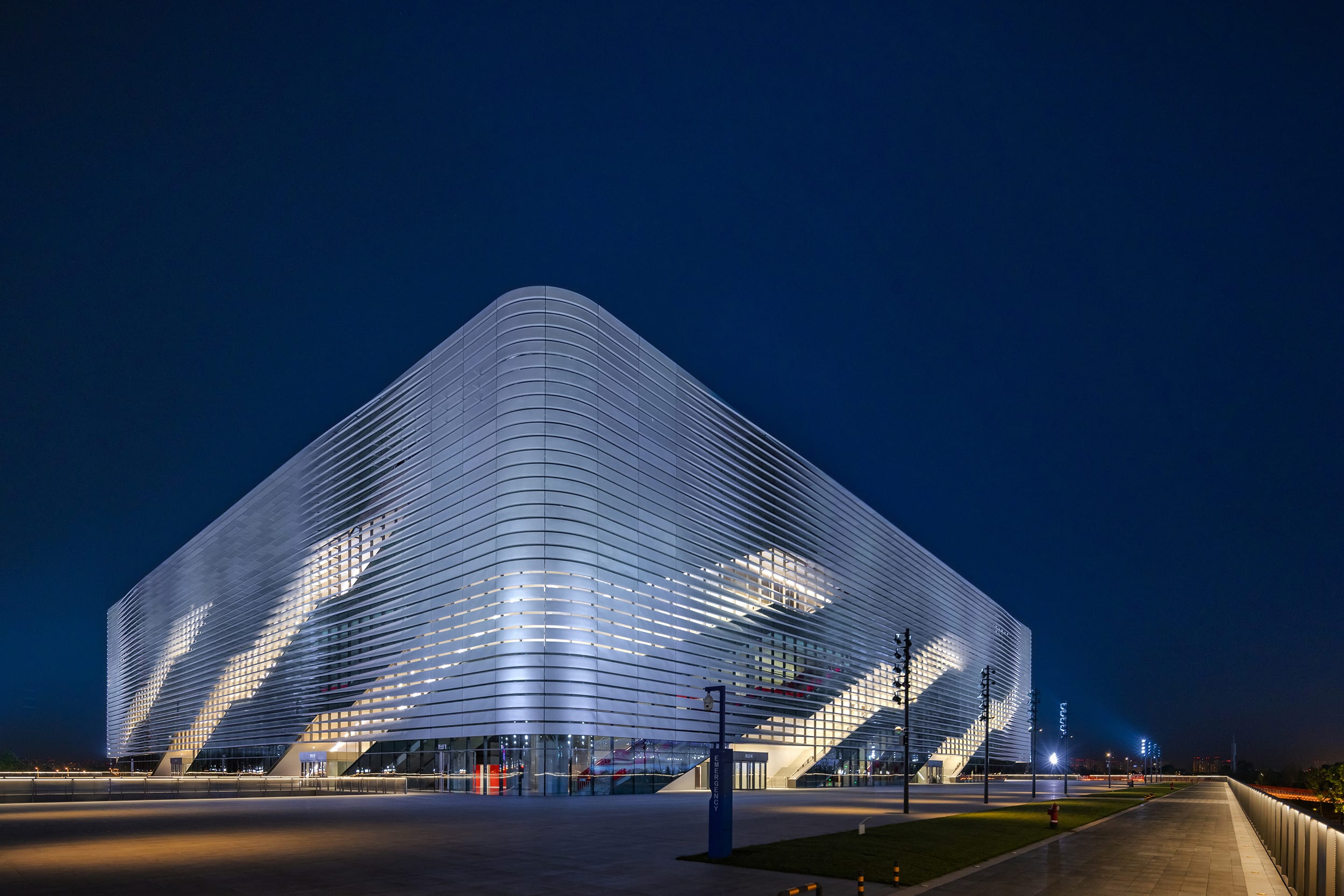 Dong'An Lake Sports Center — Chengdu, China: Lichtplanung, Ansicht 4 von 6, von Lichtvision