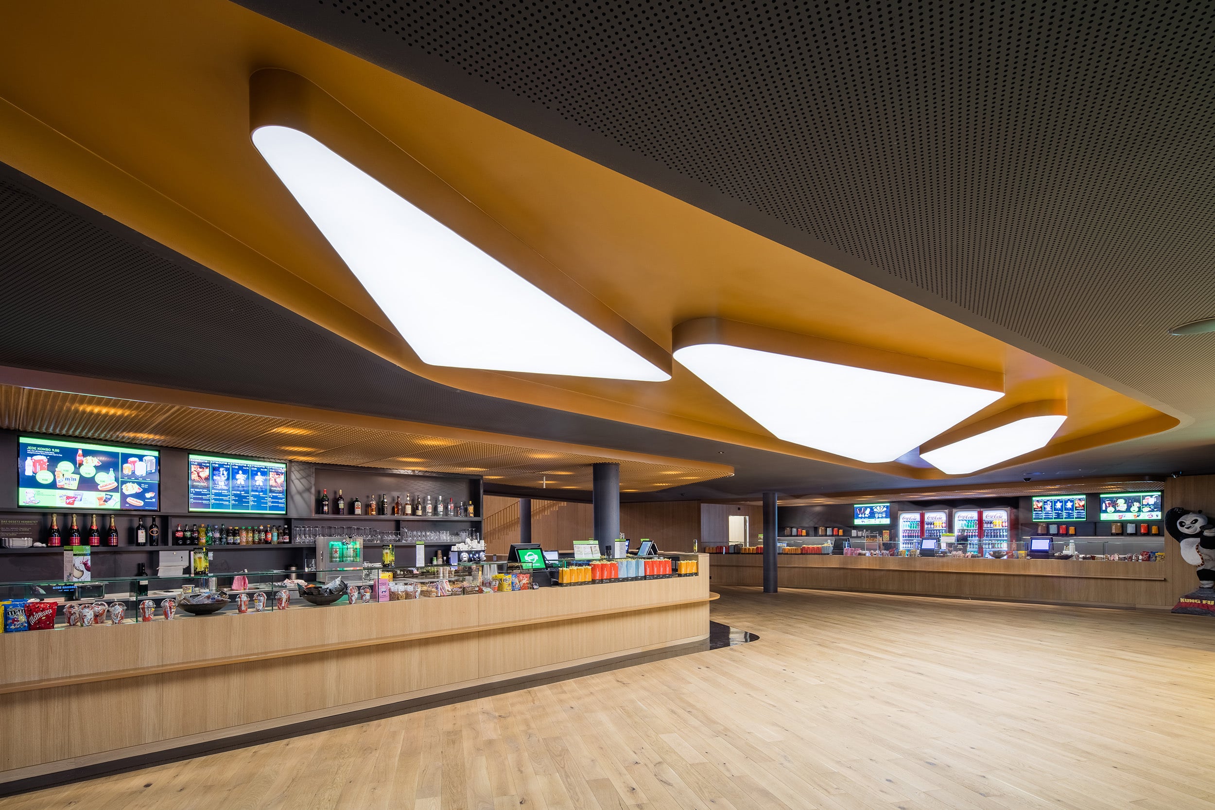 Kitag Cinedome Biel — Biel, Switzerland: Lichtplanung, Ansicht 3 von 6, von Lichtvision