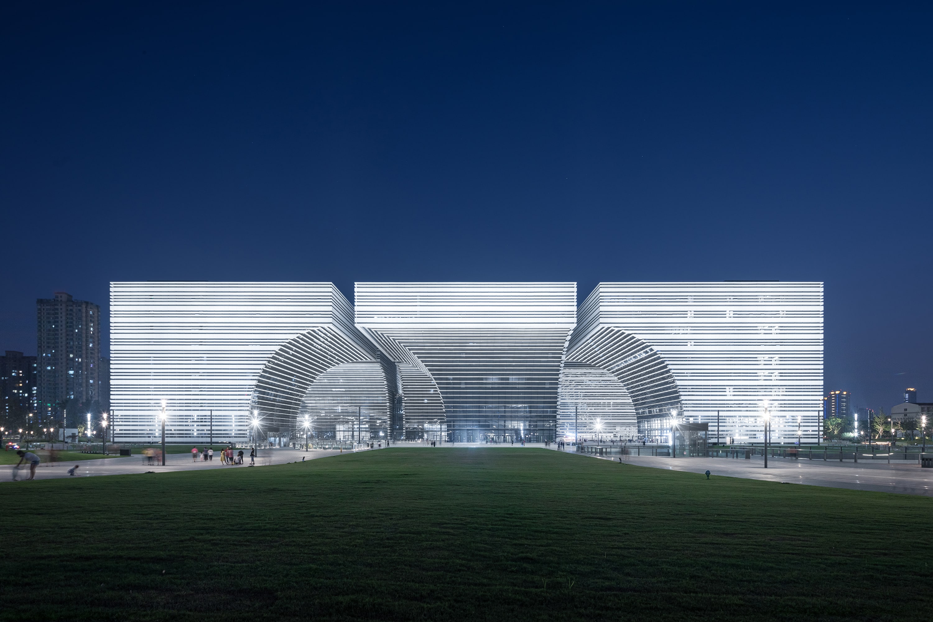 Changzhou Culture Plaza — Changzhou, China: iluminación, vista 2 de 6, de Lichtvision