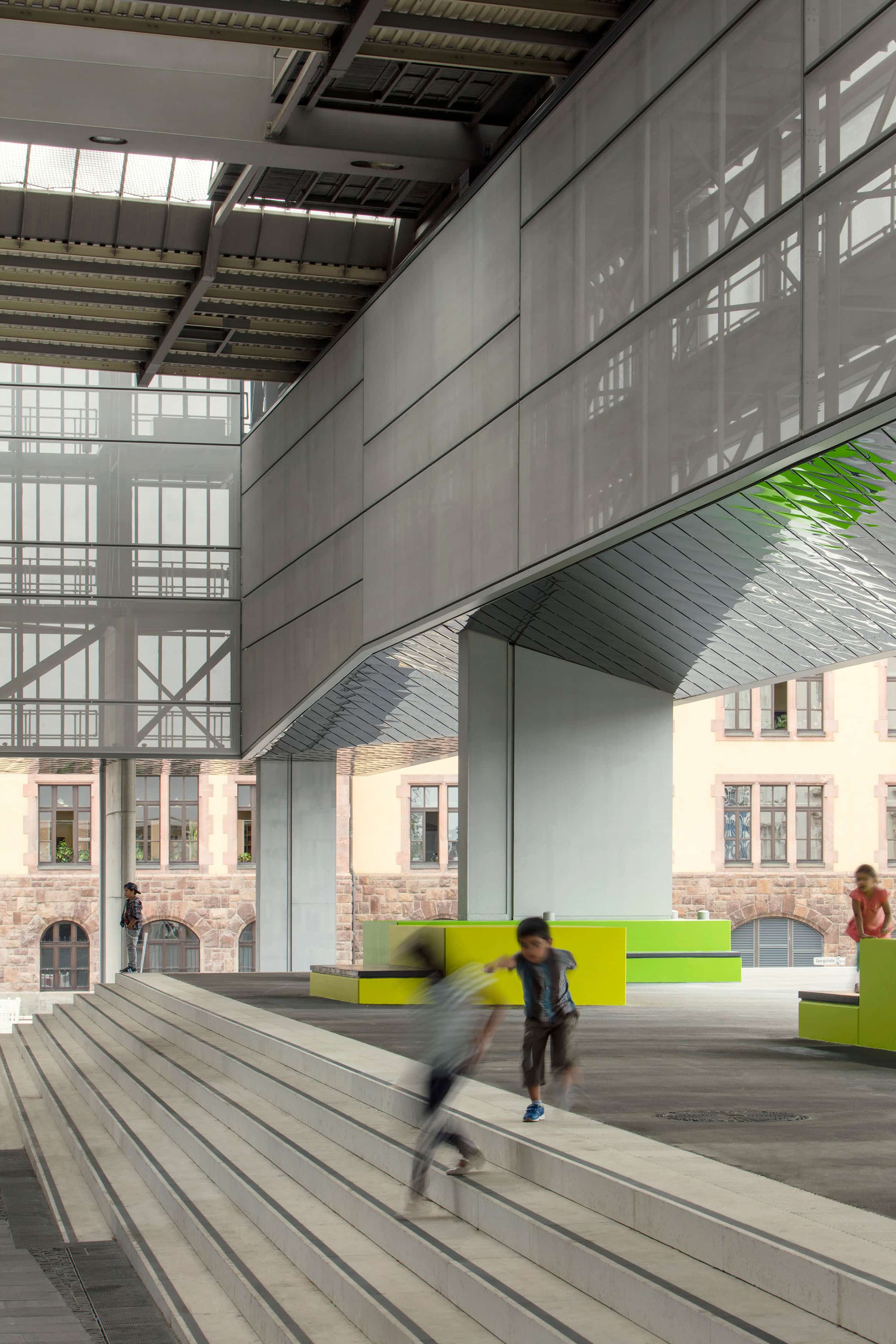 Swarm Study / Ix — Chemnitz, Deutschland: Lichtplanung, Ansicht 7 von 7, von Lichtvision